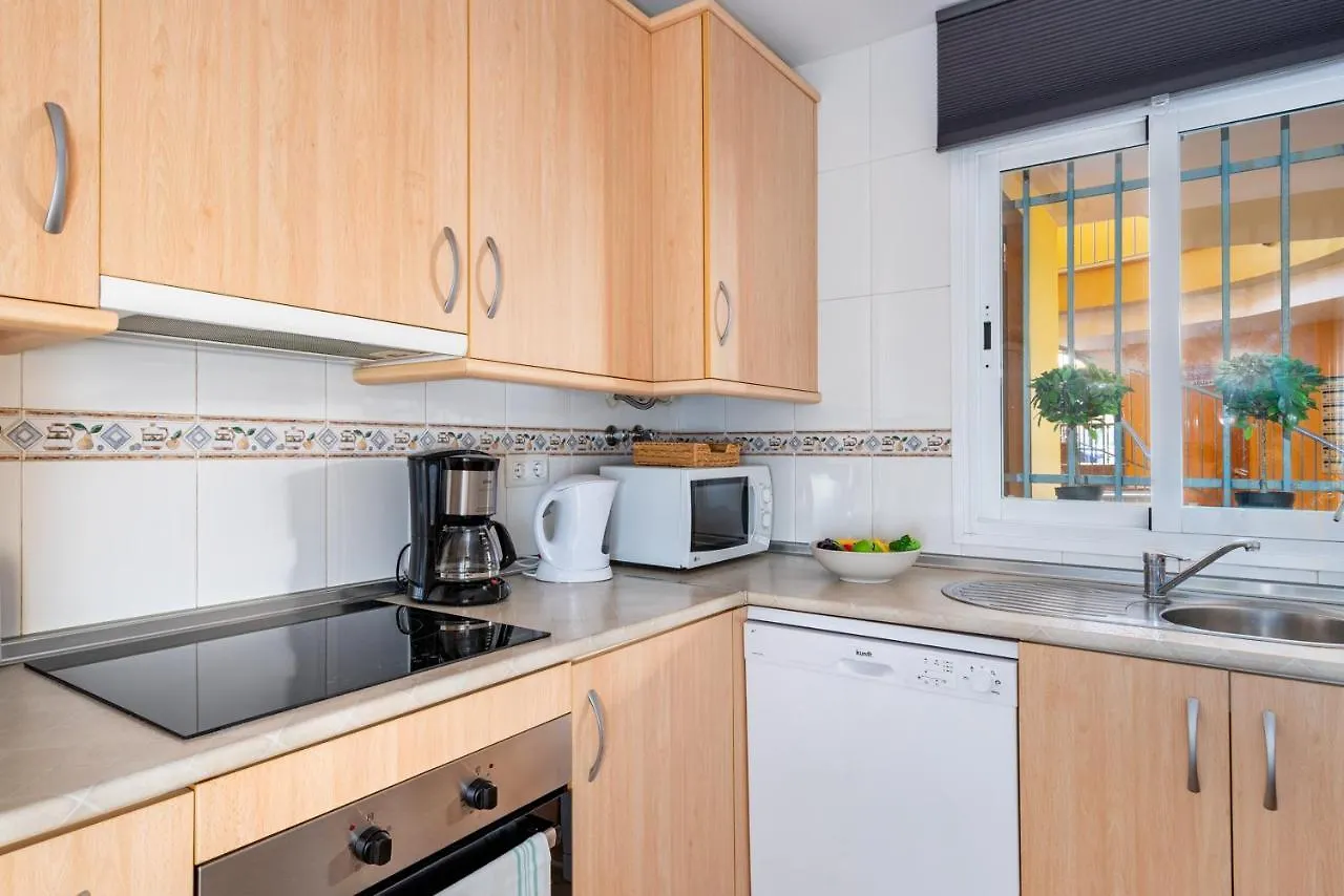 Seaview Apartment In Fuengirola By Costarentals - Ref 67